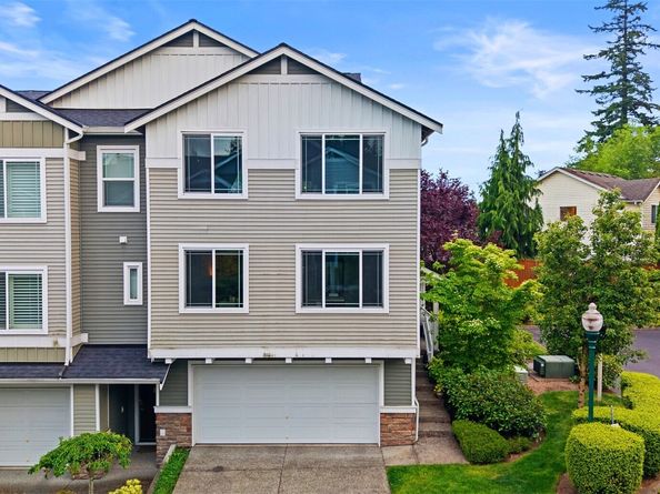 15720 Manor Way Q8, Lynnwood WA 98087