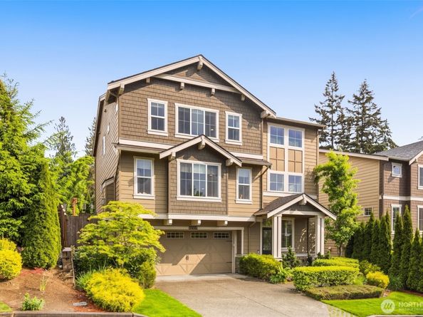 22997 SE 52nd Street 12, Issaquah WA 98029