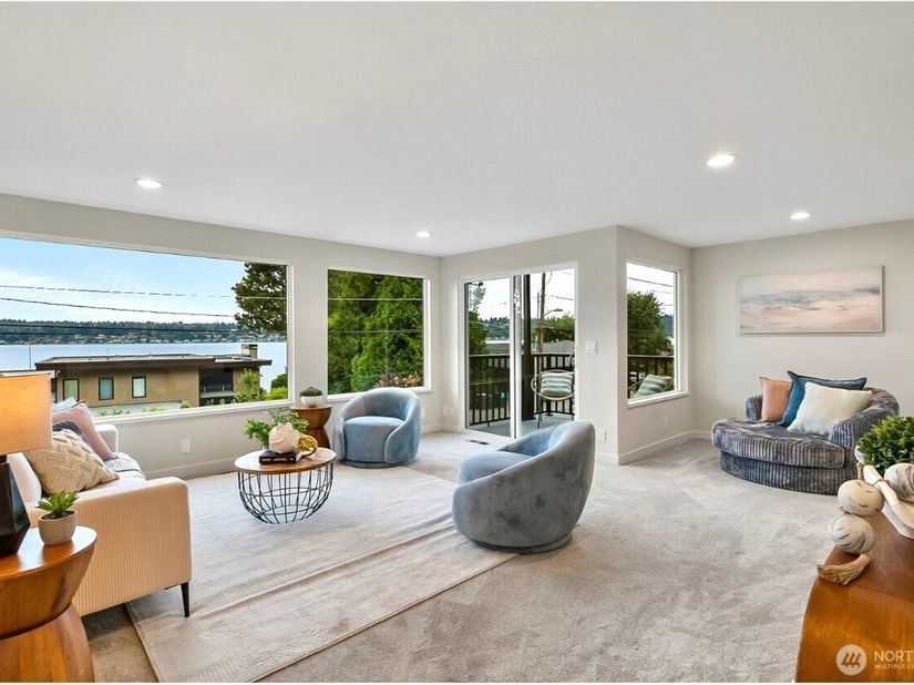 6205 NE 125th Street, Kirkland WA 98034
