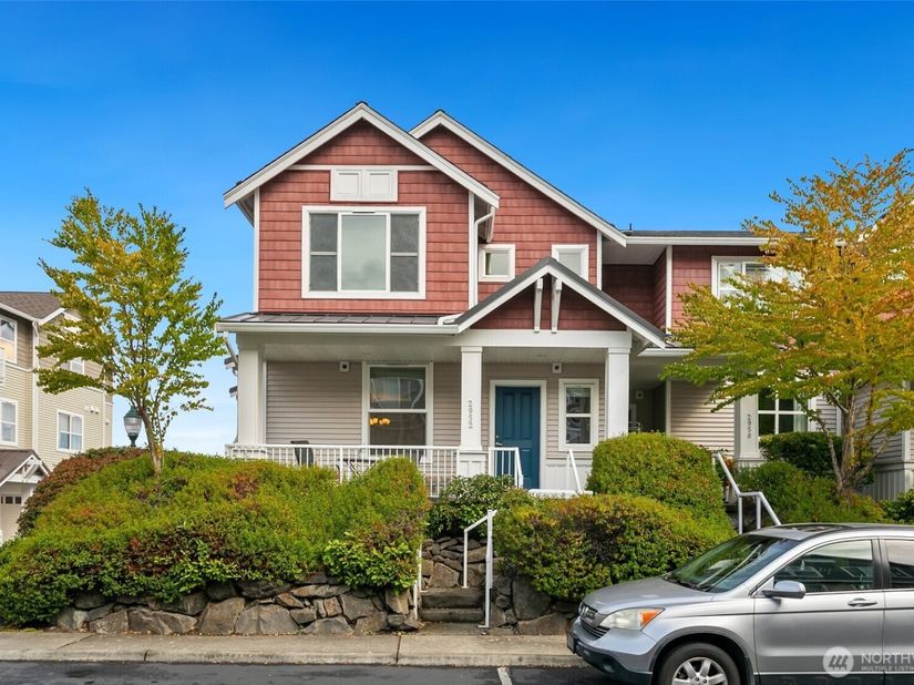 2952 SW Raymond Street, Seattle WA 98126