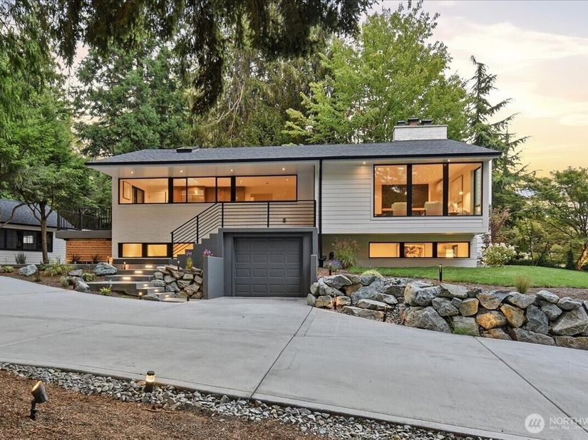836 NW Richmond Beach Road, Shoreline WA 98177