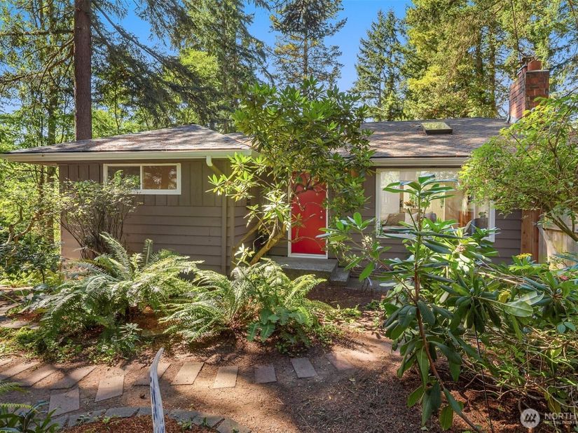 16623 Fremont Avenue N, Shoreline WA 98133