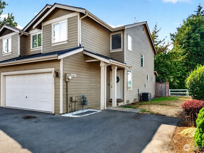 302 29th Street SE 101, Auburn WA 98002