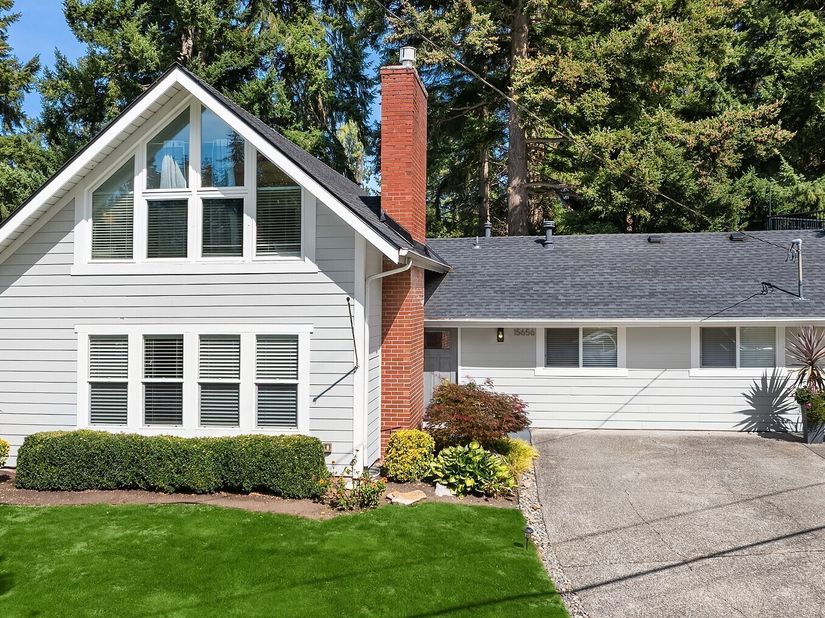 15656 Main Street, Bellevue WA 98008
