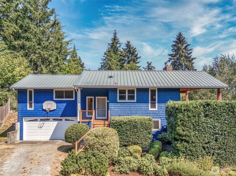 10514 SW 110th Street, Vashon WA 98070