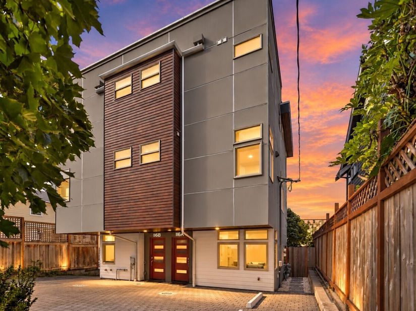116 W Florentia Street A, Seattle WA 98119