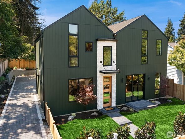 1847 4th Street, Kirkland WA 98033
