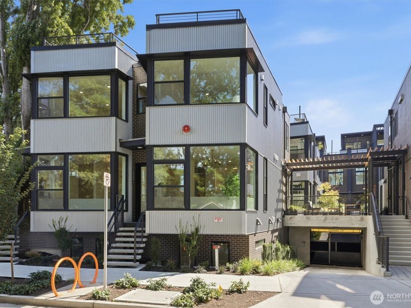 2020 Fairview Avenue E A, Seattle WA 98102