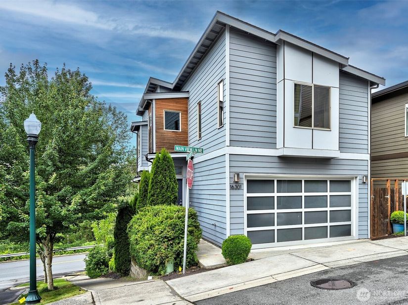 16301 Main View Lane NE, Duvall WA 98019