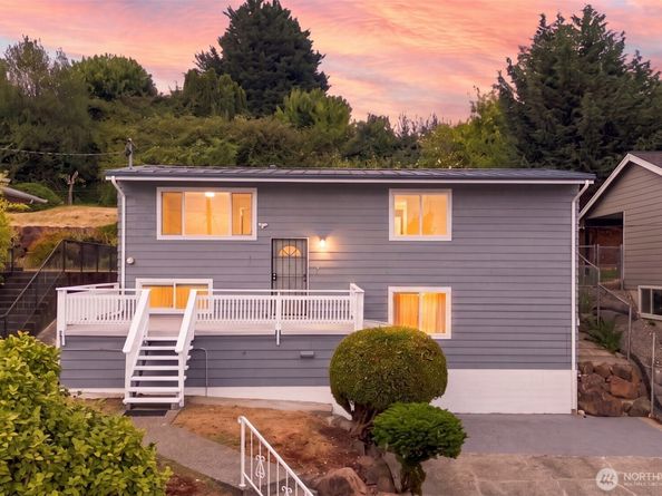 5922 23rd Avenue S, Seattle WA 98108