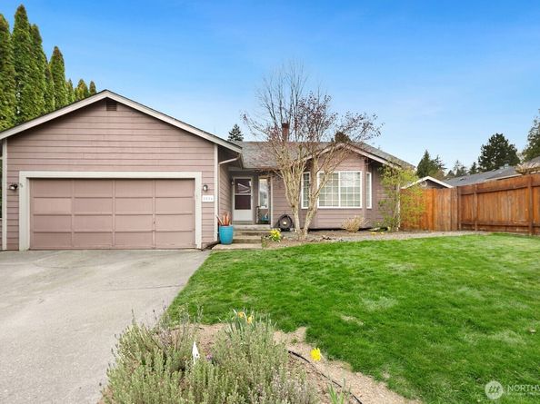 1016 102nd Drive SE, Lake Stevens WA 98258