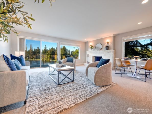 322 N 134th Street 306, Seattle WA 98133