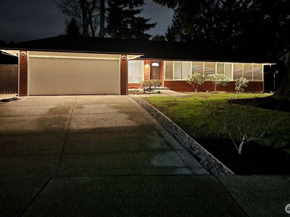 3008 Scenic Drive SE, Auburn WA 98023