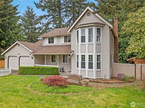 10833 32nd Drive SE, Everett WA 98208