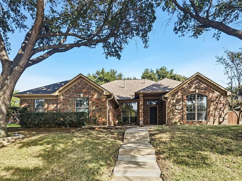2924  Woodpark Drive , Flower Mound Texas 75022