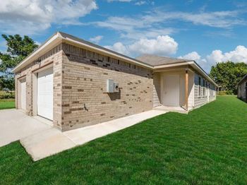 3165-3167  Stag Road 