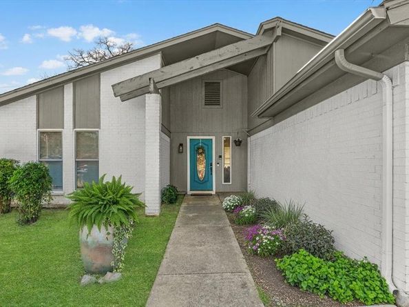 4704  Burning Springs Drive , Arlington Texas 76017