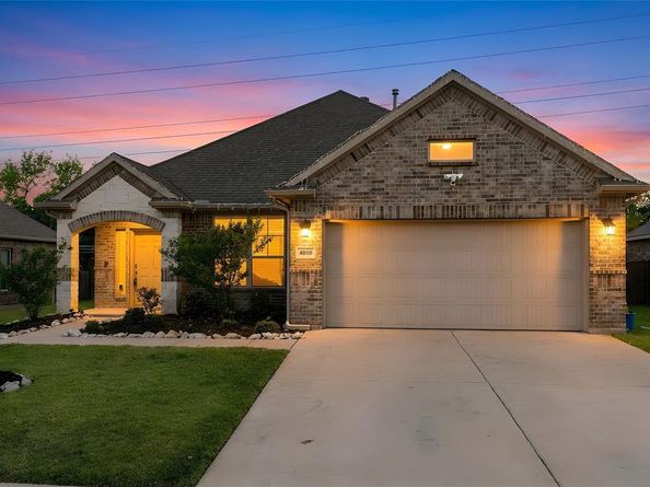 4010  Bendale Road , Benbrook Texas 76116