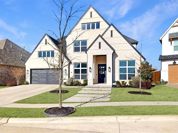 1872  Ellington Drive , Celina Texas 75009