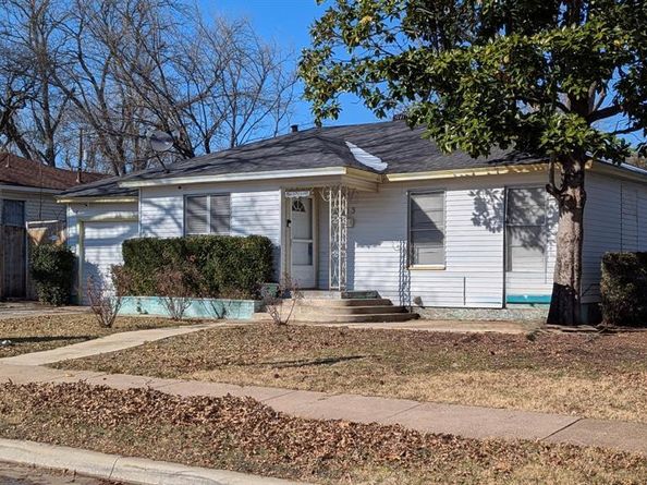 3013  Emmett Street , Dallas Texas 75211