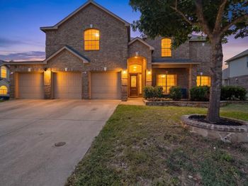 914  Hidden Lakes Drive 