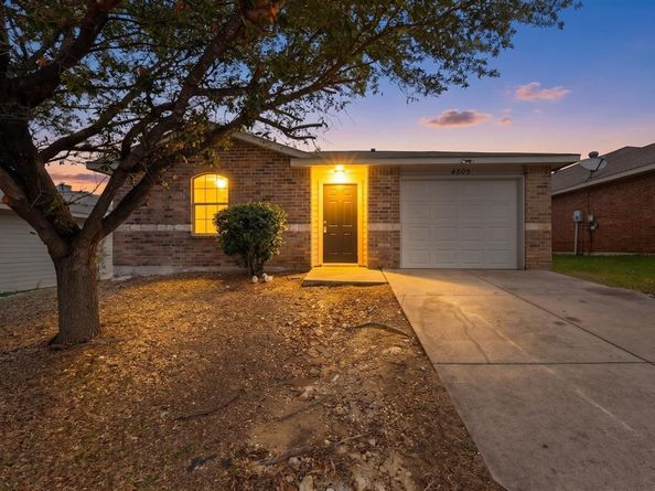 4805  Jesus Maria Court , Dallas Texas 75236