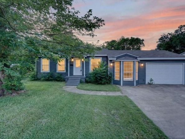 6633  Emhouse Street , Dallas Texas 75232