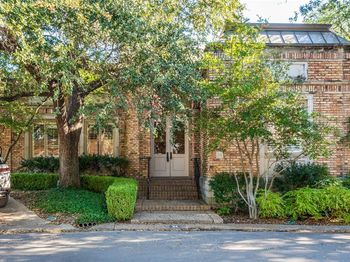 34  Stonecourt Circle 