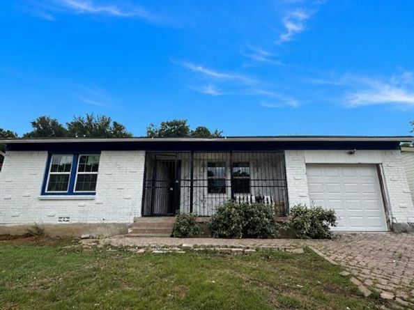4244  Carol Avenue , Fort Worth Texas 76105