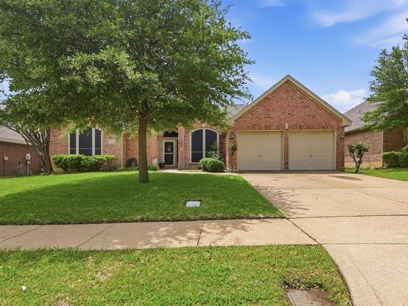 2110  Perry Drive , Mansfield Texas 76063