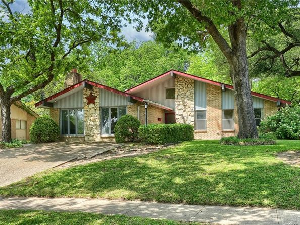 10615  Swallow Lane , Dallas Texas 75218