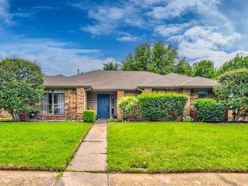 2002  Lansdown Drive 
