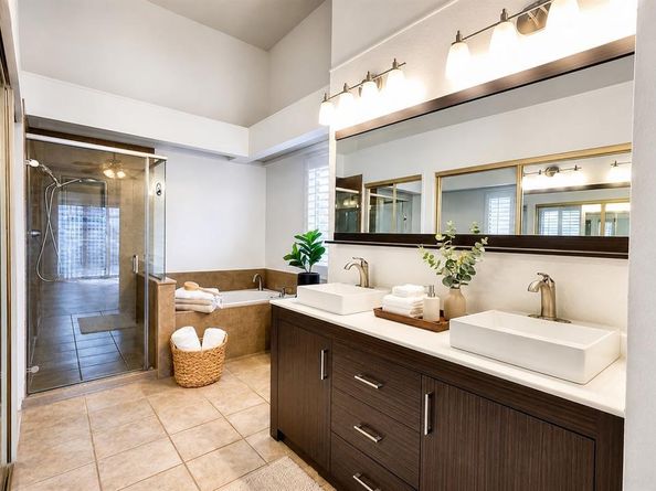 18040  Midway Road  127, Dallas Texas 75287