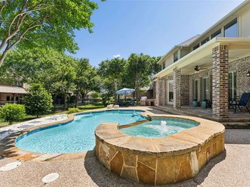 1140  Broken Bend Drive 
