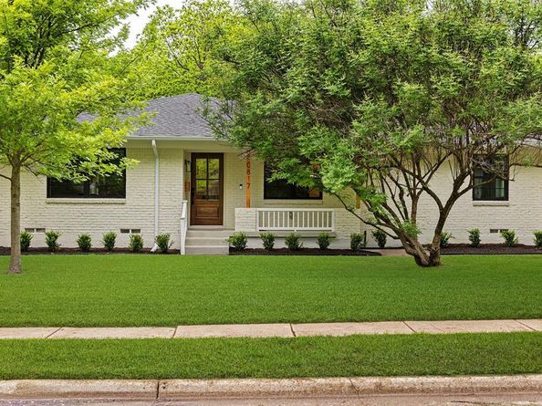 10817  Caprock Circle , Dallas Texas 75218