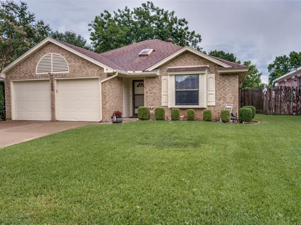 1409  Lincolnshire Way , Fort Worth Texas 76134