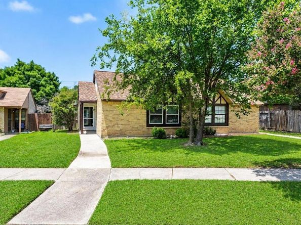 514  Matterhorn Street , Cedar Hill Texas 75104