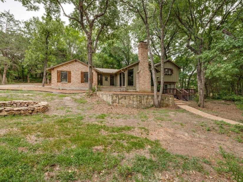 1408 N Cedar Hill Road , Cedar Hill Texas 75104