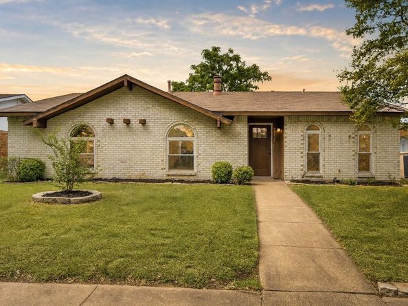 2733  Teakwood Drive , Garland Texas 75044