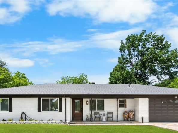 436  Ball Street , Grapevine Texas 76051
