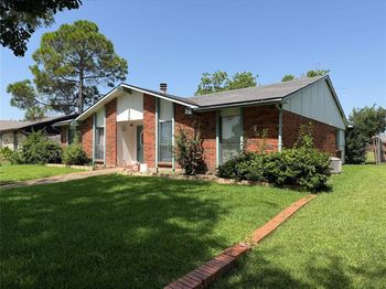 3527  Longcourt Circle 