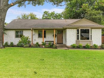 925  Fernwood Drive 