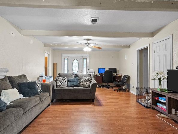 7826  Rilla Avenue , Dallas Texas 75217