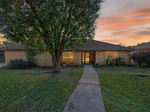 1128  Sunset Drive , Trophy Club Texas 76262