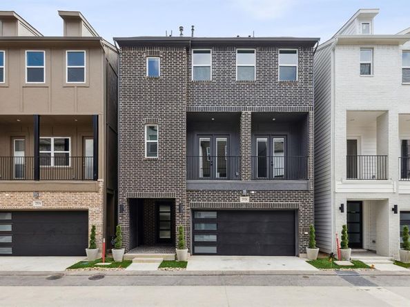 2468  Carmelita Street , Dallas Texas 75212