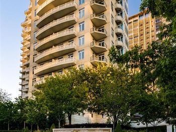 3505  Turtle Creek Boulevard 