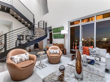 3505  Turtle Creek Boulevard 