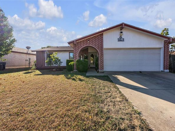 7108  Southridge Trail , Fort Worth Texas 76133