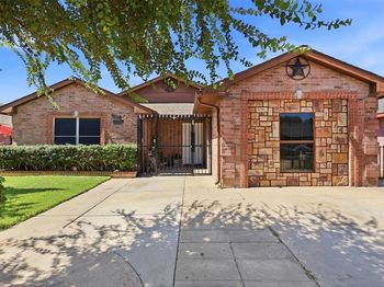 4704  Lizzy Drive 