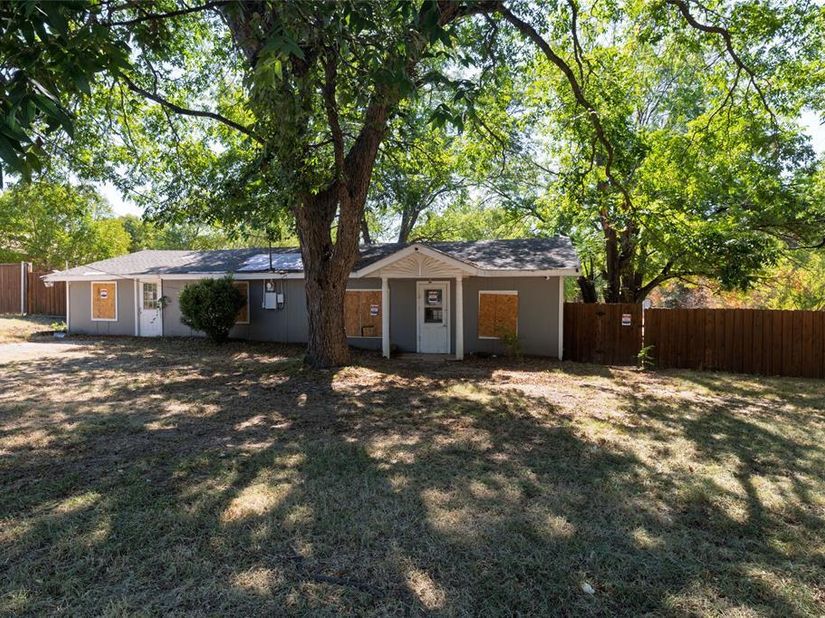 2232 S Belt Line Road , Dallas Texas 75253